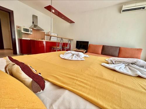 Menada Miramar Palace Apartments - image 5