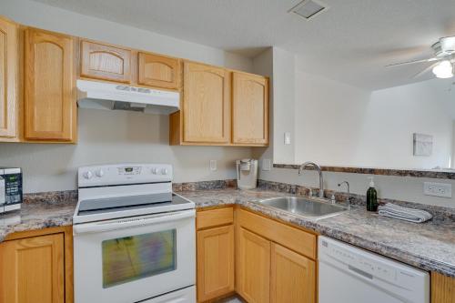 Tranquil Condo in Park Setting with Kitchen and Patio! - image 13