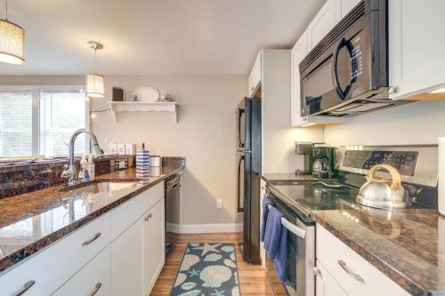Wareham Cottage Near Cape Cod and Ski Area! in Wareham, USA