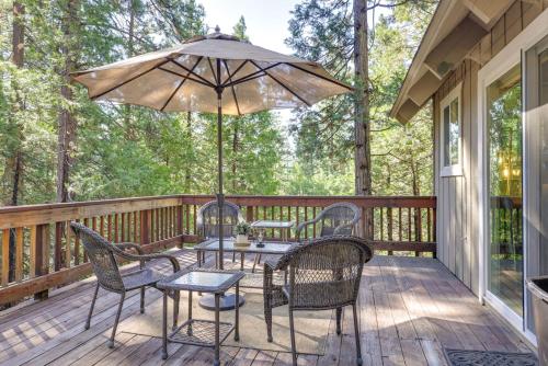 B&B Cold Springs - Forested Cold Springs Cabin with Wood-Burning Stove! - Bed and Breakfast Cold Springs