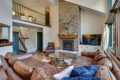 Walk to Main St Frisco Home with Hot Tub and Deck! in Frisco, USA