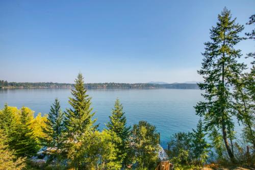 Hillside Home with Dock about 8 Mi to Coeur dAlene!