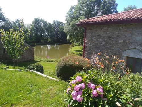 La Petite Maison dans la Prairie chambre d'hôte La Chapelle-Thireuil