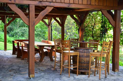 Vila Brloska in Reštovo