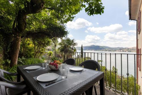  Villa Velzi Chiaras Holiday Apartment in 22020 Blevio