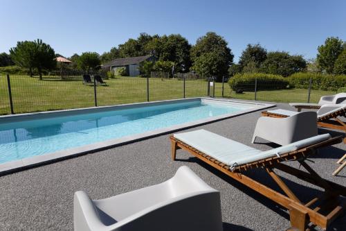 Maison Névez Campagne Calme Piscine - Location saisonnière - Clohars-Fouesnant