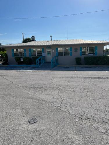 Big Pine Key Motel 4