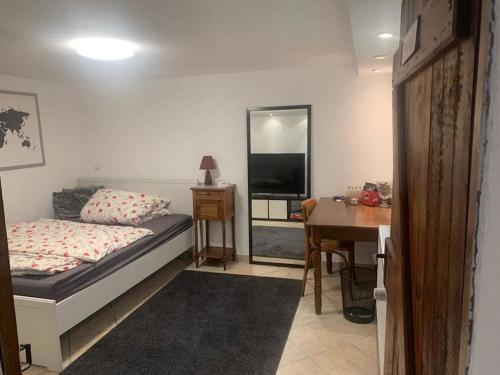 Souterrain Whg im Einfamilienhaus -Zentral in Frankfurt, Francfort-sur-le-Main