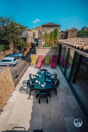 Agreable maison de village avec terrasse in Pougnadoresse