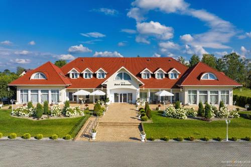 Hotel Millenium in Gora Motyczna