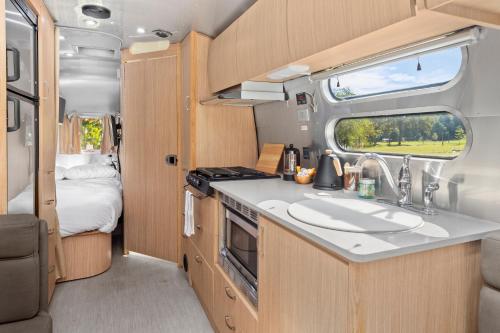 Asheville River Cabins - 주방