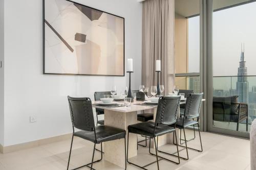 Ultimate Stay Full Burj Khalifa & Downtown Views Designer Luxury High Floor connected to Dubai Mall for 4 People, Dubaj (fotografie 5)
