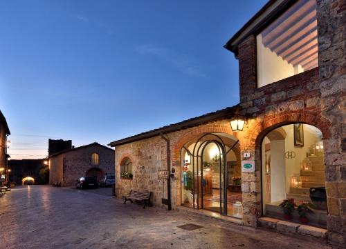 Hotel Monteriggioni, Monteriggioni