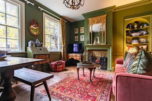 Next to Bath Abbey & Roman Baths - Gorgeous Georgian House, Bath