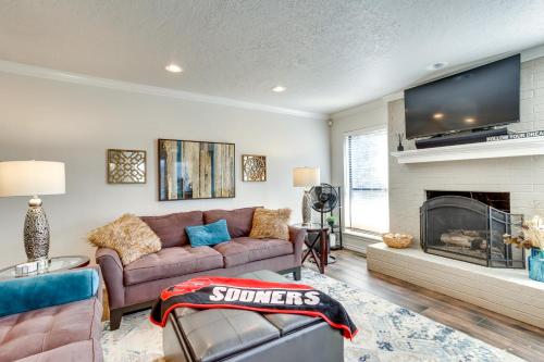 Less Than 1 Mi to OU Campus - Norman Vacation Rental in Norman, USA