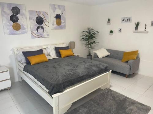 EsTeh Studio Apart