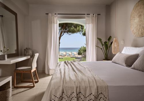 The Bay Hotel & Suites