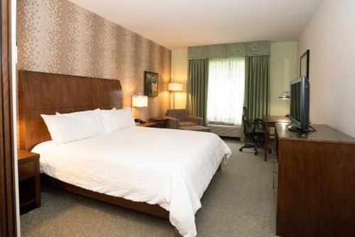 Hilton Garden Inn Covington/Mandeville - image 8