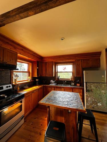 Chalet Epicea in แซ็งต์-อาน-เด-มงต์ (QC)