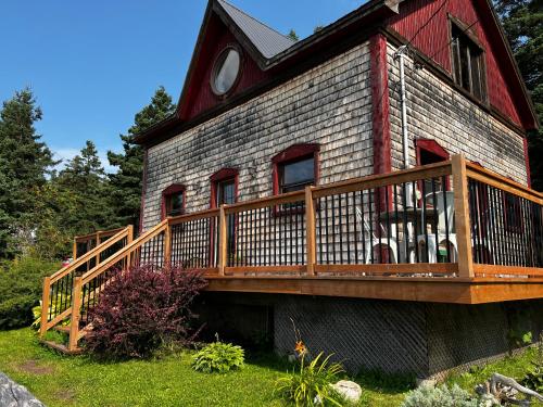 ทัศนียภาพภายนอกโรงแรม, Chalet Epicea in แซ็งต์-อาน-เด-มงต์ (QC)