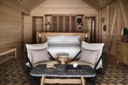 2 bedrooms, 4 beds