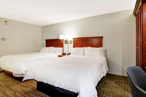 Hampton Inn Beckley - image 2