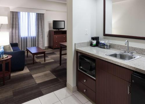 2 bedrooms, 2 beds