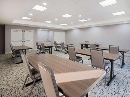Homewood Suites by Hilton Columbia SC - image 7