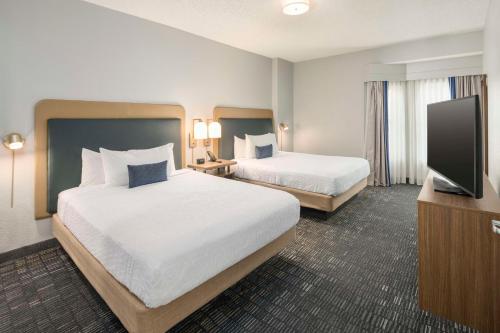 Two-Bedroom King Suite - Non-Smoking image 7
