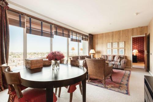 Hilton Amsterdam - image 14