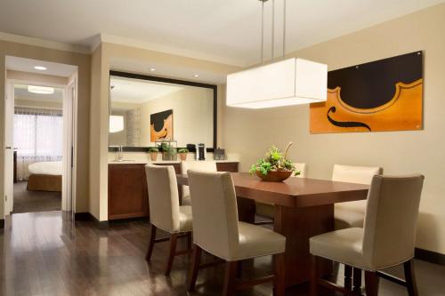 Embassy Suites by Hilton Austin Downtown South Congress Embassy Suites by Hilton Austin Downtown South Congress