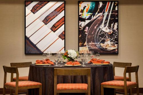 Embassy Suites by Hilton Austin Downtown South Congress Embassy Suites by Hilton Austin Downtown South Congress