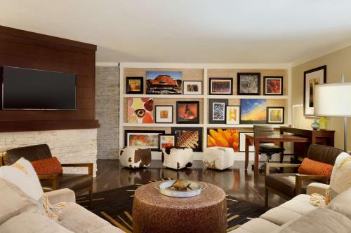 Embassy Suites by Hilton Austin Downtown South Congress Embassy Suites by Hilton Austin Downtown South Congress