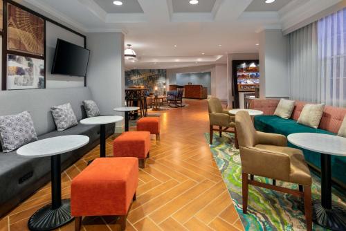 Hampton Inn Buffalo-Williamsville