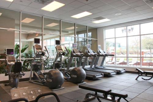 Fitness center, Embassy Suites by Hilton Charleston Airport Convention Ctr in Charleston (SC)