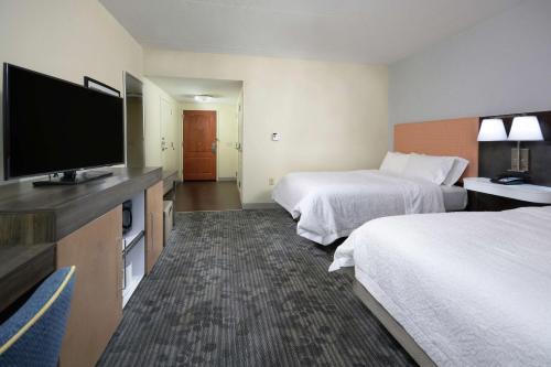 Hampton Inn By Hilton & Suites Clinton, Sc