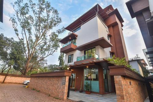 4bhk villa with private pool