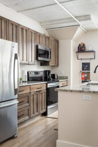 Red Drive at the Elegant Grand Traverse Commons - image 5