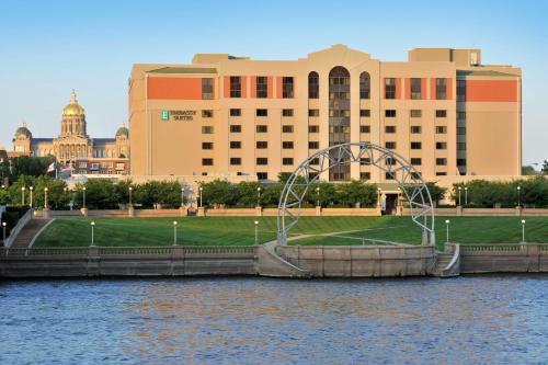 Embassy Suites By Hilton Hotel Des Moines-On The River