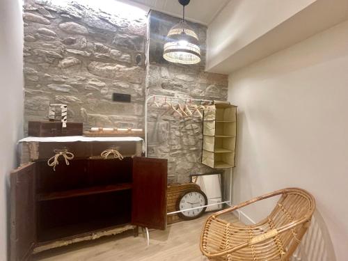Apartamento colgante al río con vistas al puente (Apartamento colgante al rio con vistas al puente) in كامبرودون