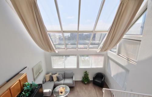 Loft 2 room in Little Italy Modern Lofts