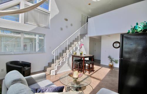 Loft 2 image 4