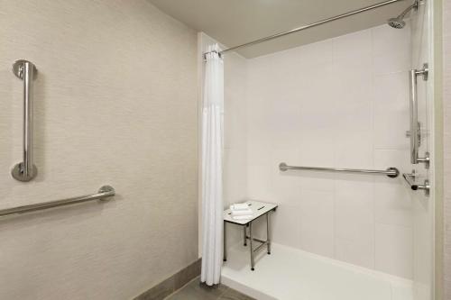 Hilton Fort Collins - image 5