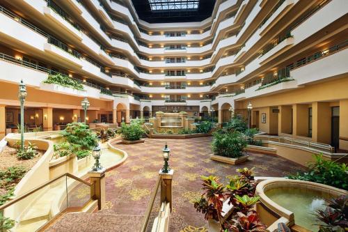 Embassy Suites by Hilton Greensboro Airport