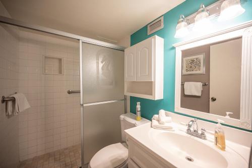 Stay Together Suites - Condominium On The Strip Sleeps 16 - NO RESORT FEE, Las Vegas (foto 11)