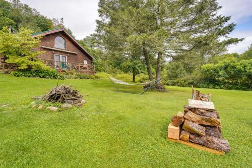 Pet-Friendly Jamestown Cabin with Fire Pit and Deck!