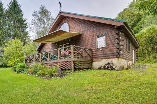 Pet-Friendly Jamestown Cabin with Fire Pit and Deck!