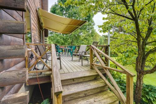 Pet-Friendly Jamestown Cabin with Fire Pit and Deck!