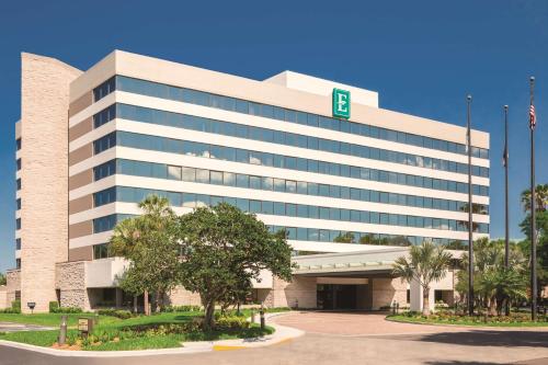 Embassy Suites by Hilton Orlando International Drive ICON Park