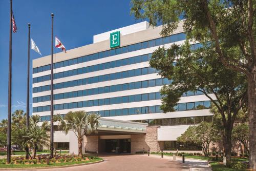 Embassy Suites by Hilton Orlando International Drive ICON Park